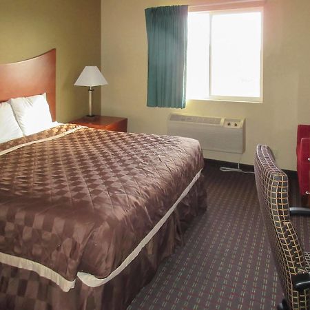 Dakota Pines Inn Rapid City Extérieur photo